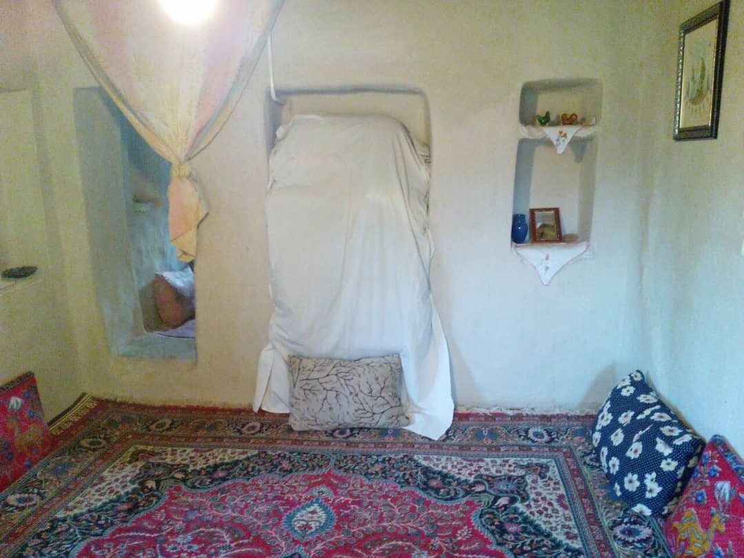 اجاره خانه ی بومگردی در  سمنان گلی ابر-اتاق هشتم
