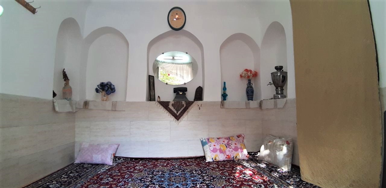 اجاره اتاق سنتی در دستجرد ورزنه - خرداد
