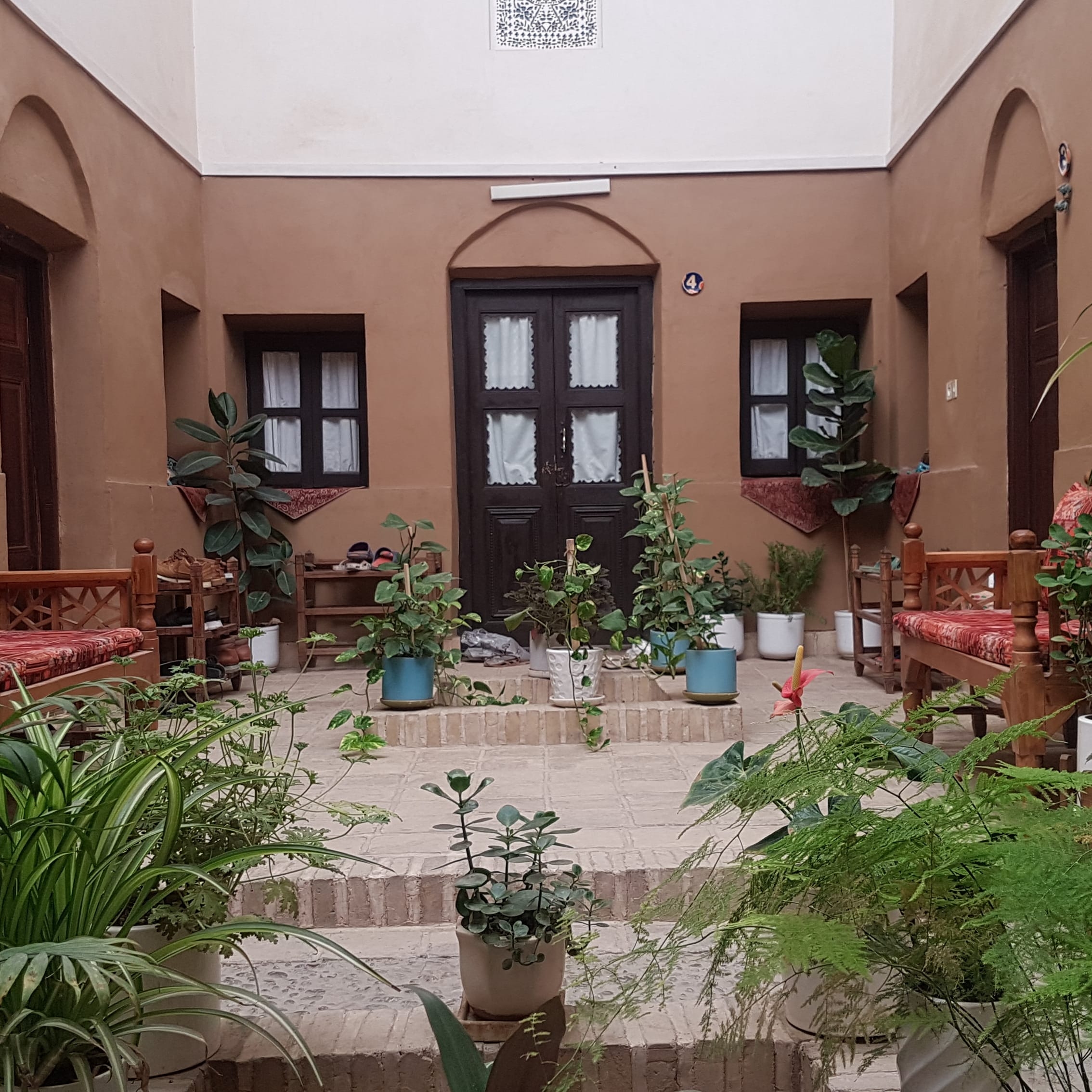 اجاره اتاق بومگردی در بسیج یزد - اتاق 1تخته