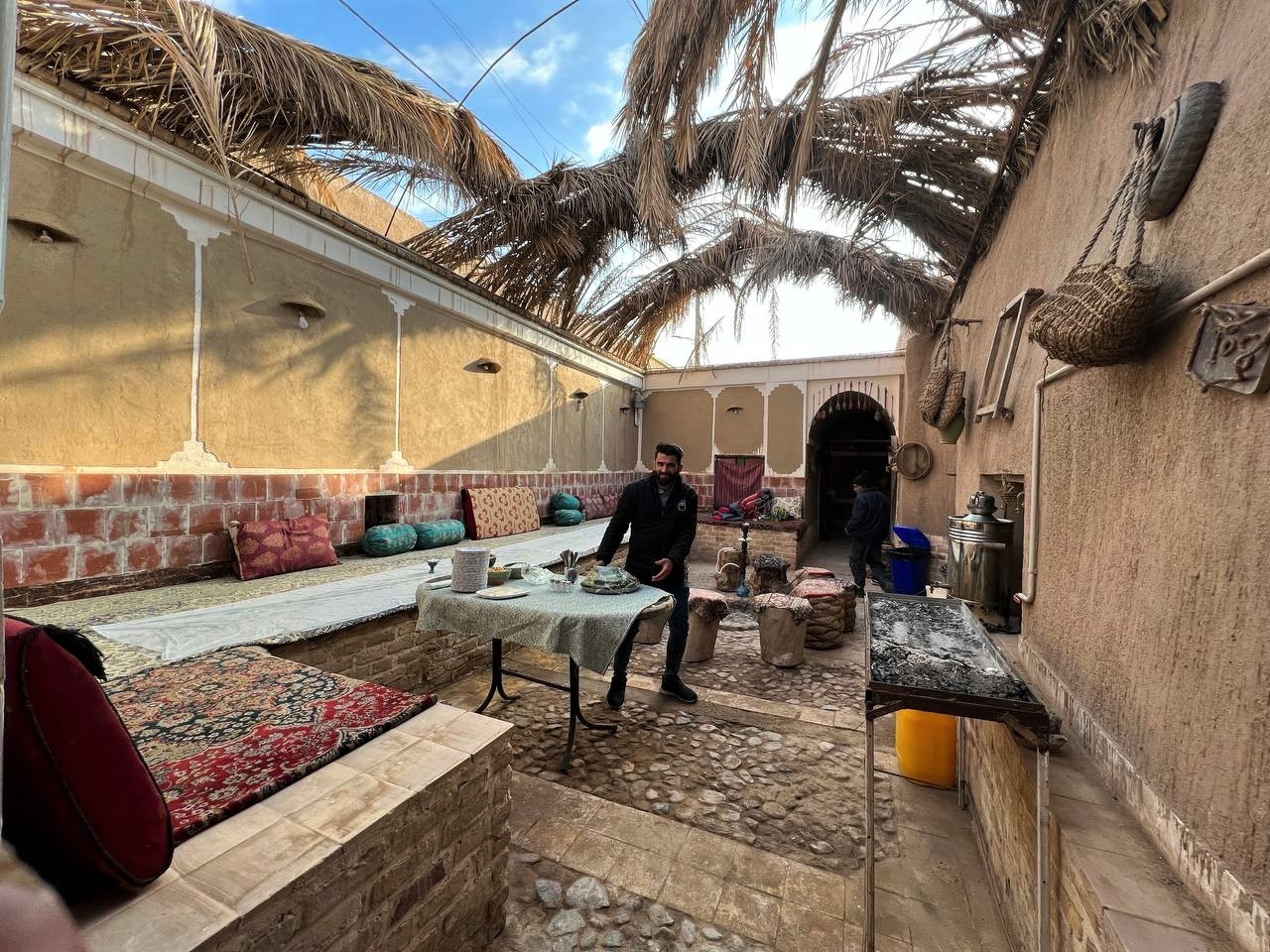 اجاره اتاق سنتی  در جندق اصفهان-2نفره