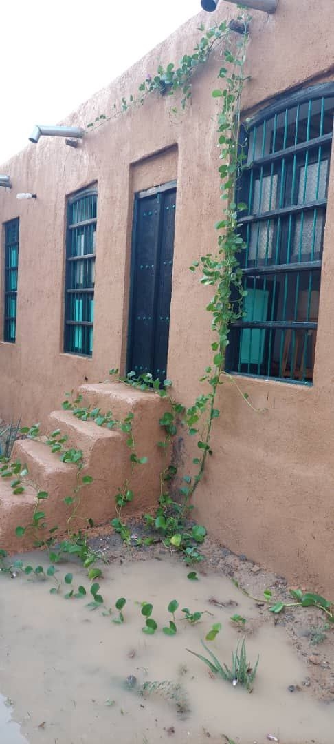 اجاره اتاق در جبری خورموج - رز