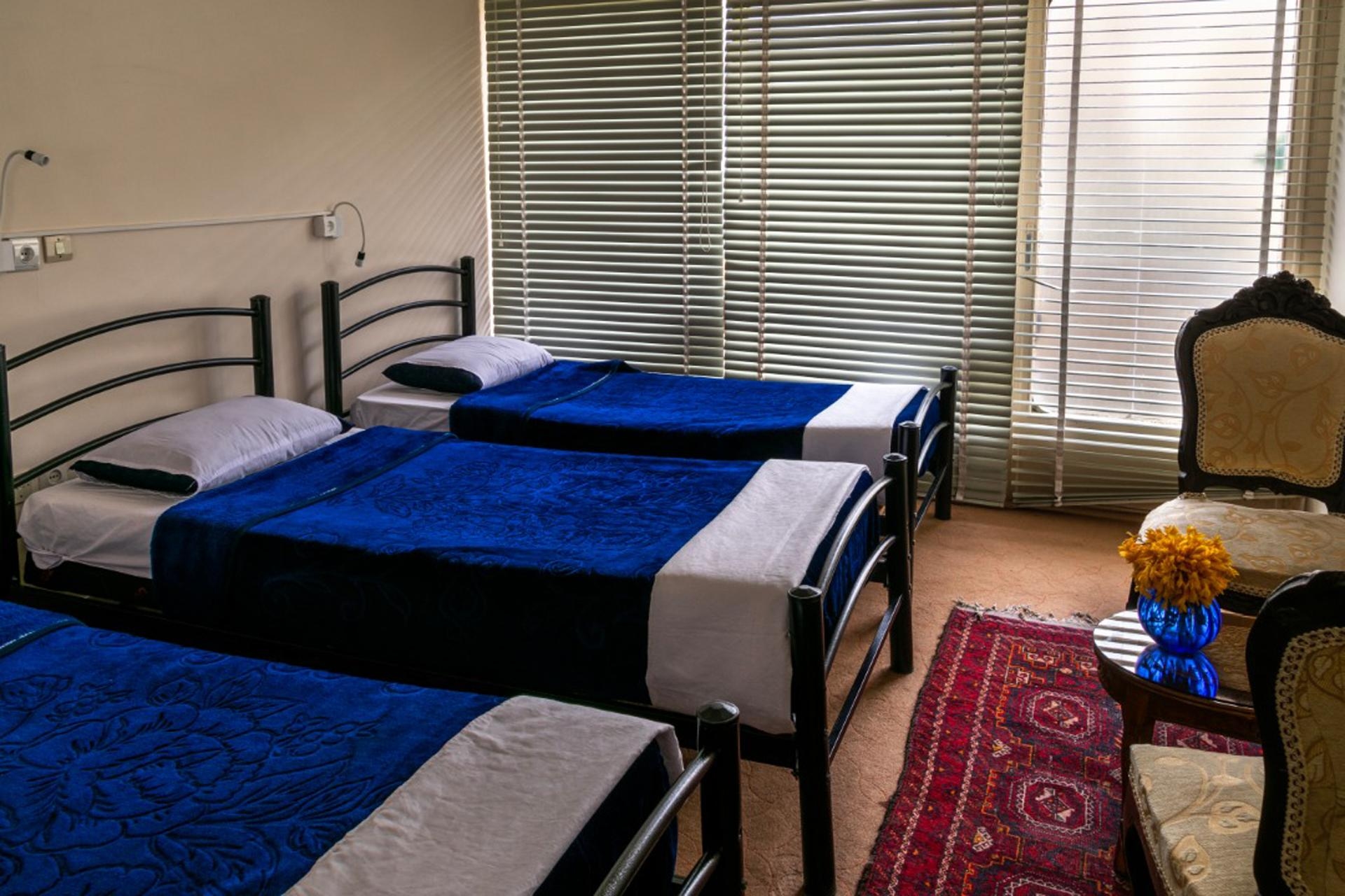 اجاره اتاق سه تخته در بزرگمهر اصفهان