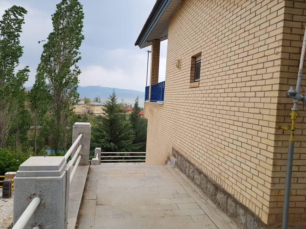 اجاره ویلا تفریحی در دهکده چادگان