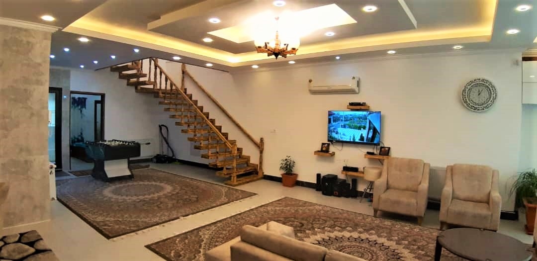 اجاره ویلا با استخر سرپوشیده چهارخوابه  سرخرود محمود آباد