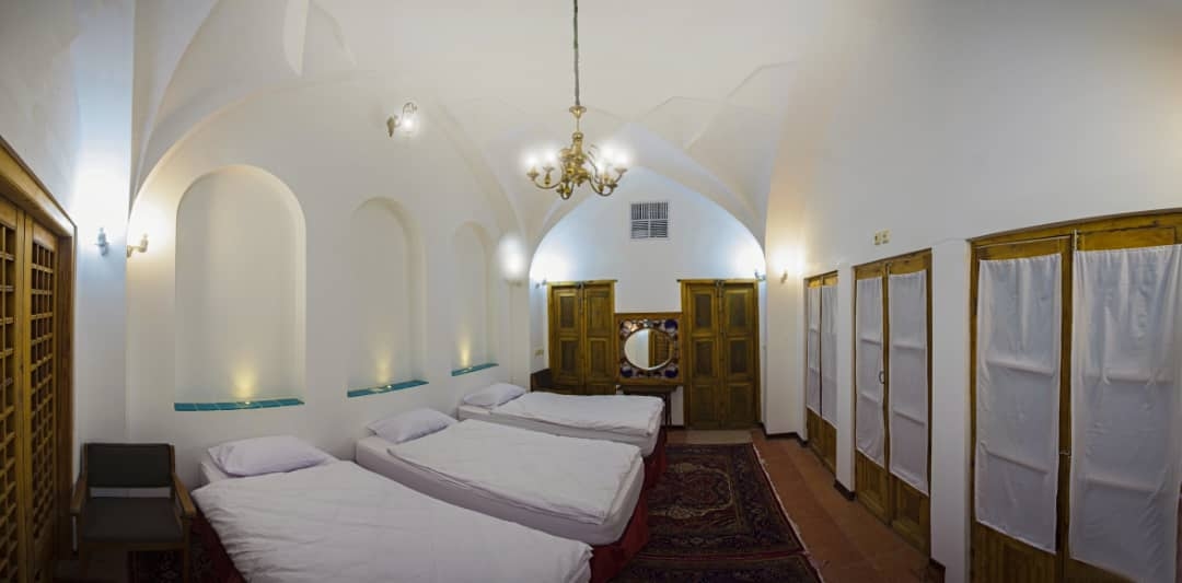 اجاره اقامتگاه سنتی در مرکز شهر اصفهان