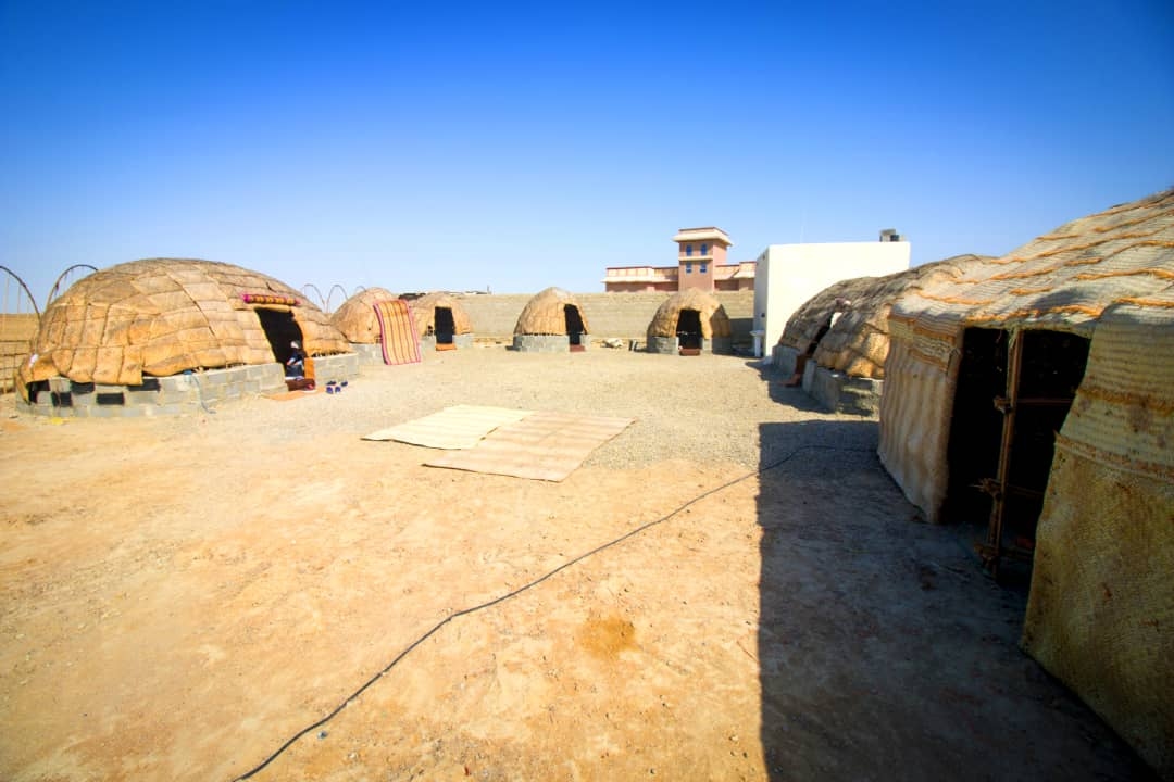 اجاره کلبه بومگردی سنتی در خلیج گواتر چابهار