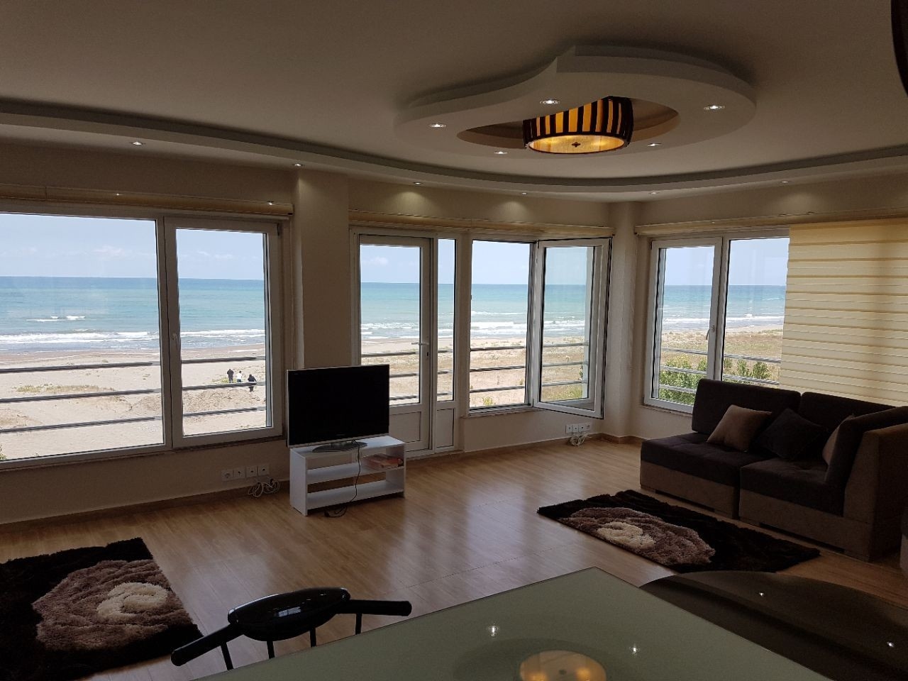 اجاره آپارتمان فول امکانات ساحلی در بندرانزلی 