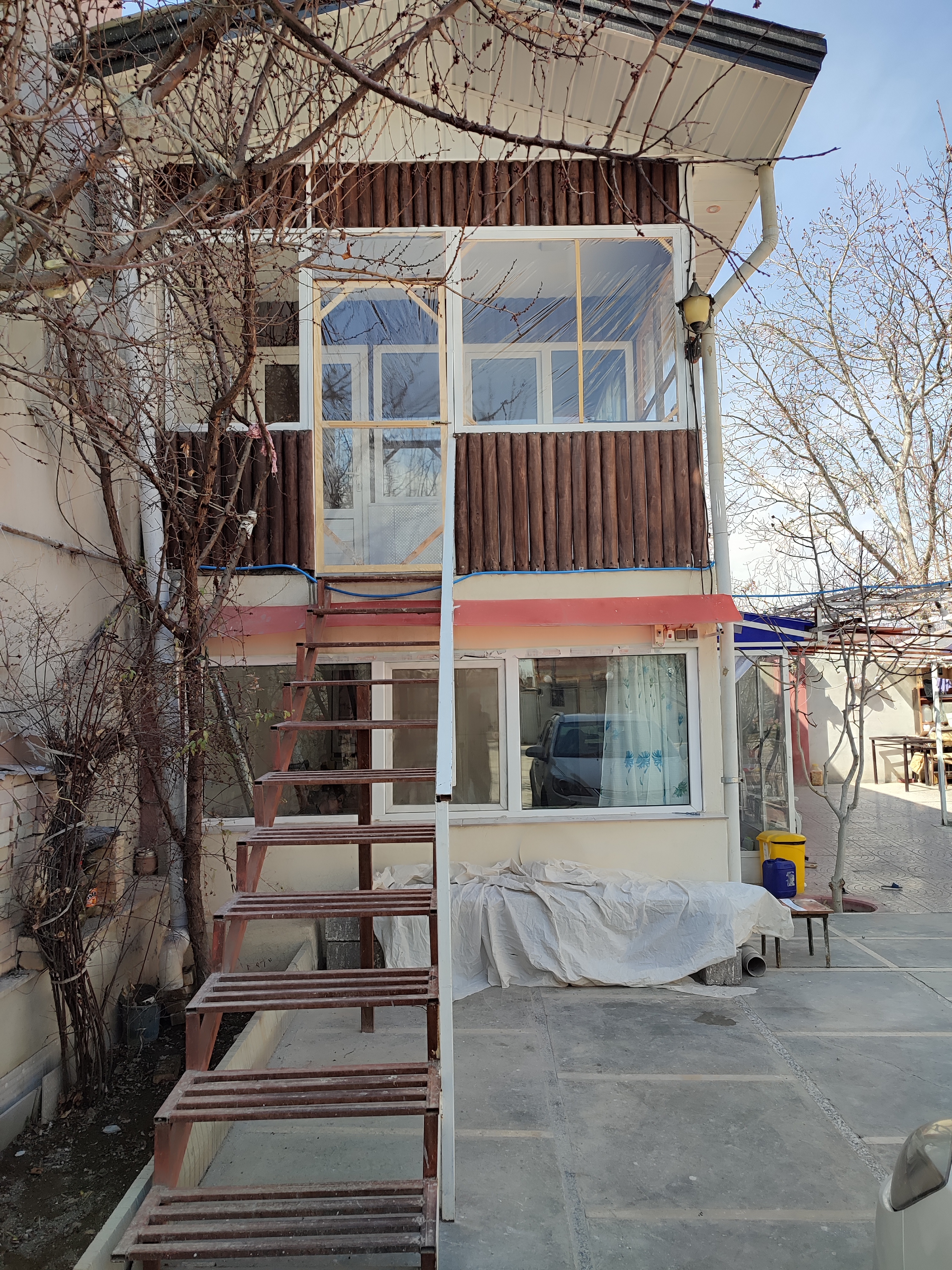 اجاره سوئیت در گلپاشین ارومیه - آلاچیق