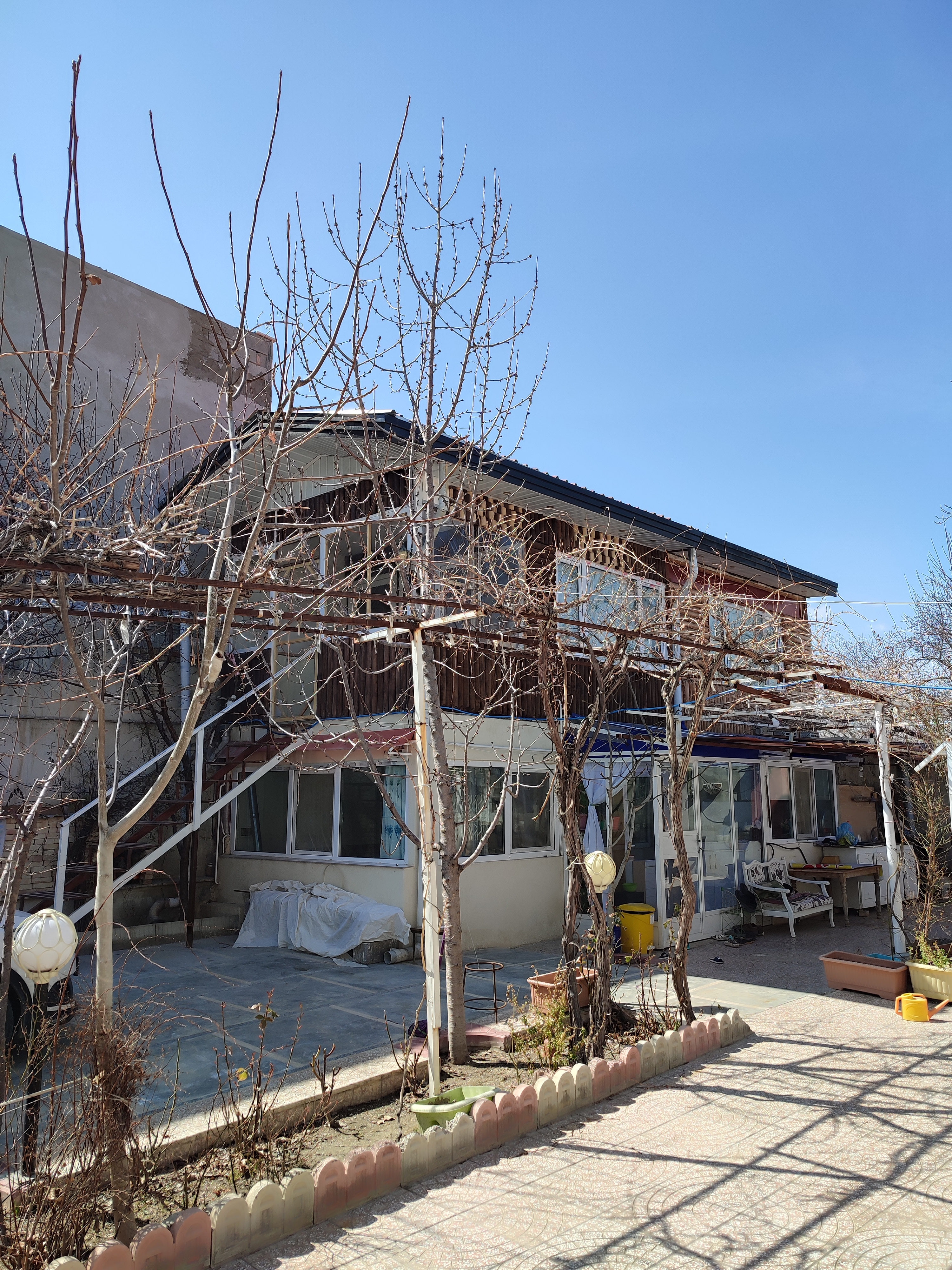 اجاره سوئیت در گلپاشین ارومیه - آلاچیق