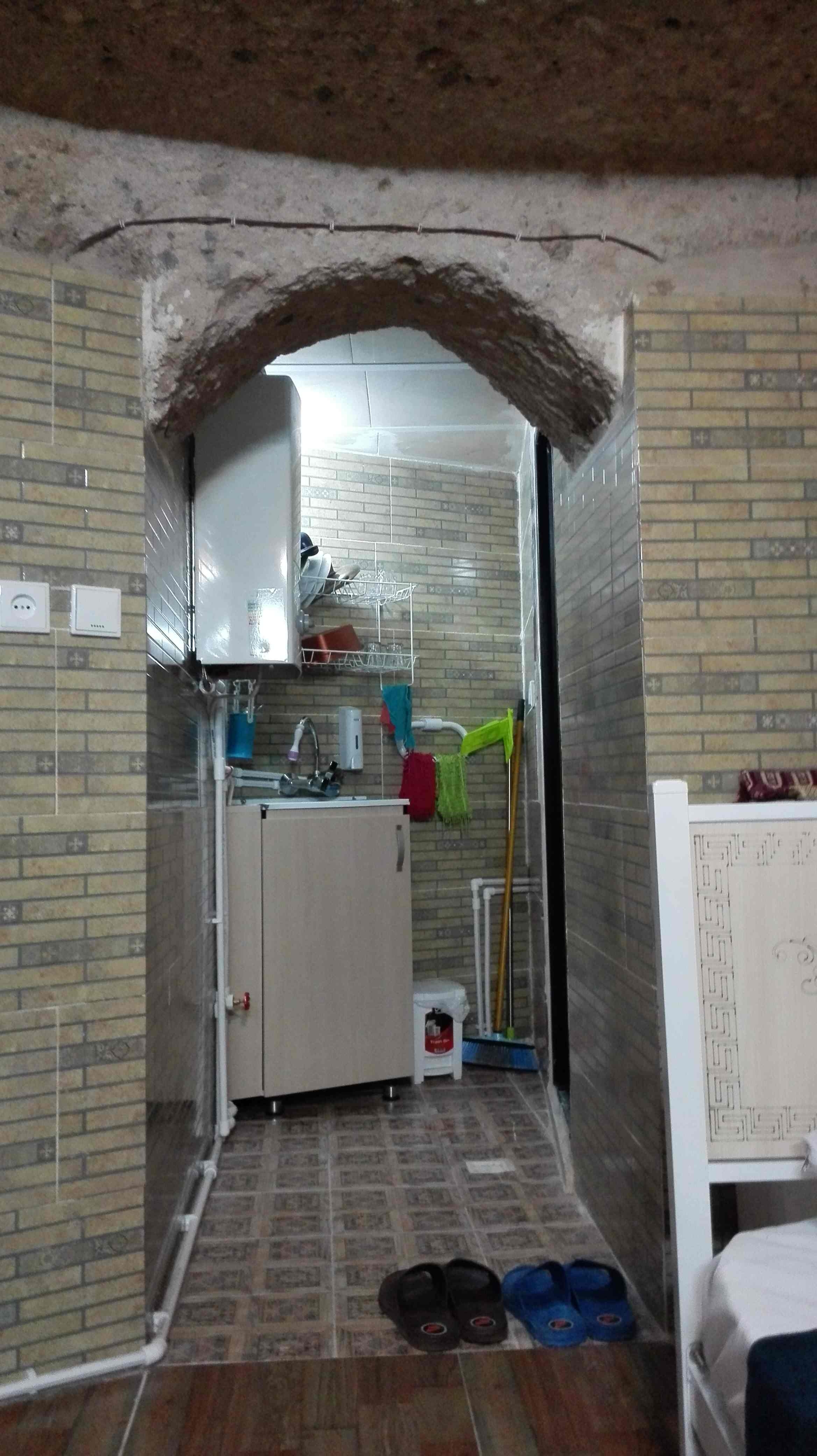 اجاره اقامتگاه بومگردی صخره ای در کندوان تبریز