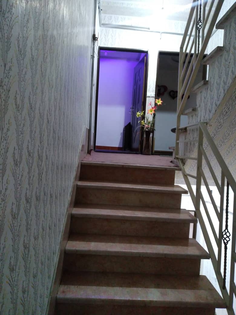 1اجاره سوئیت و خانه مبله دو خوابه در شاهرود - طبقه دوم