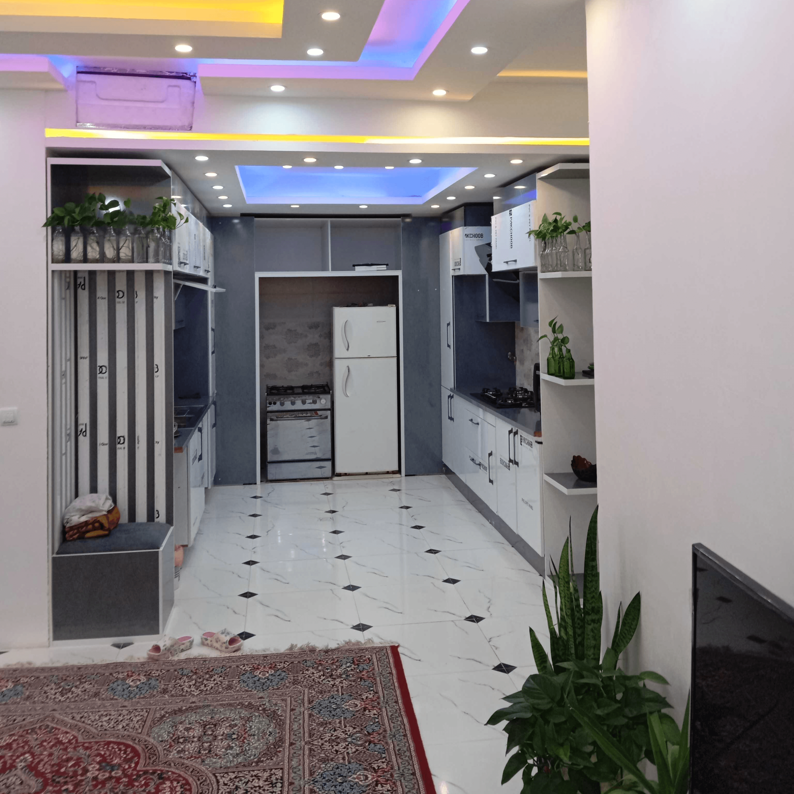 آپارتمان مبله دو خواب در گویم شیراز - همکف نما