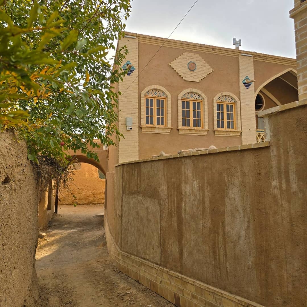 اجاره عمارت بومگردی دو تخت در عقدا یزد - پارس بانو اتاق دو تخت پارس بانو 