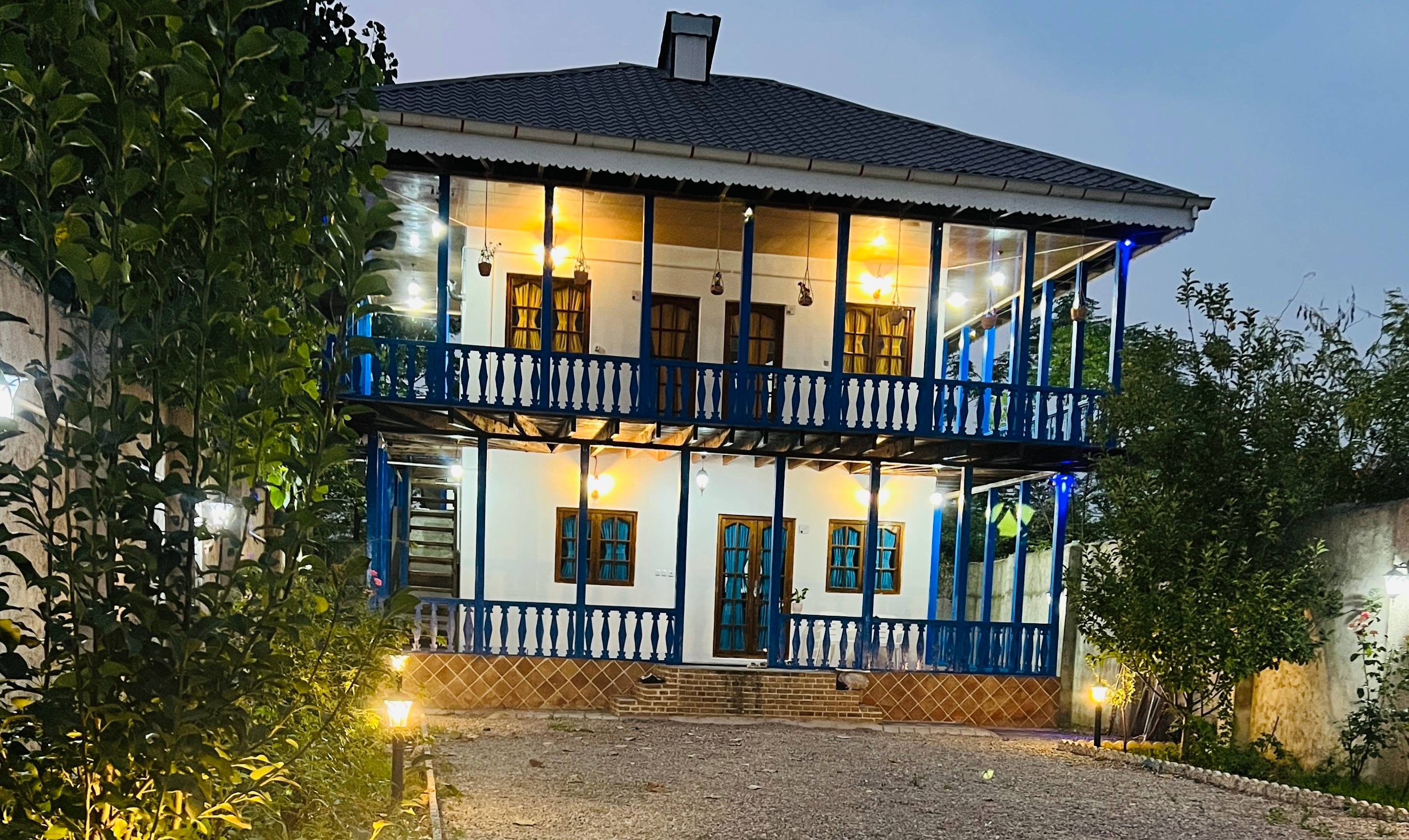 اجاره اقامتگاه بومگردی دو طبقه در روستای پسیخان رشت  نما