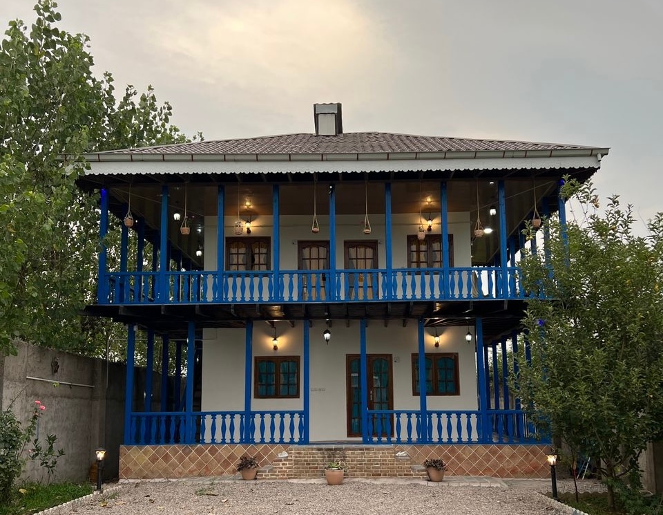 اجاره اقامتگاه بومگردی دو طبقه در روستای پسیخان رشت  نما