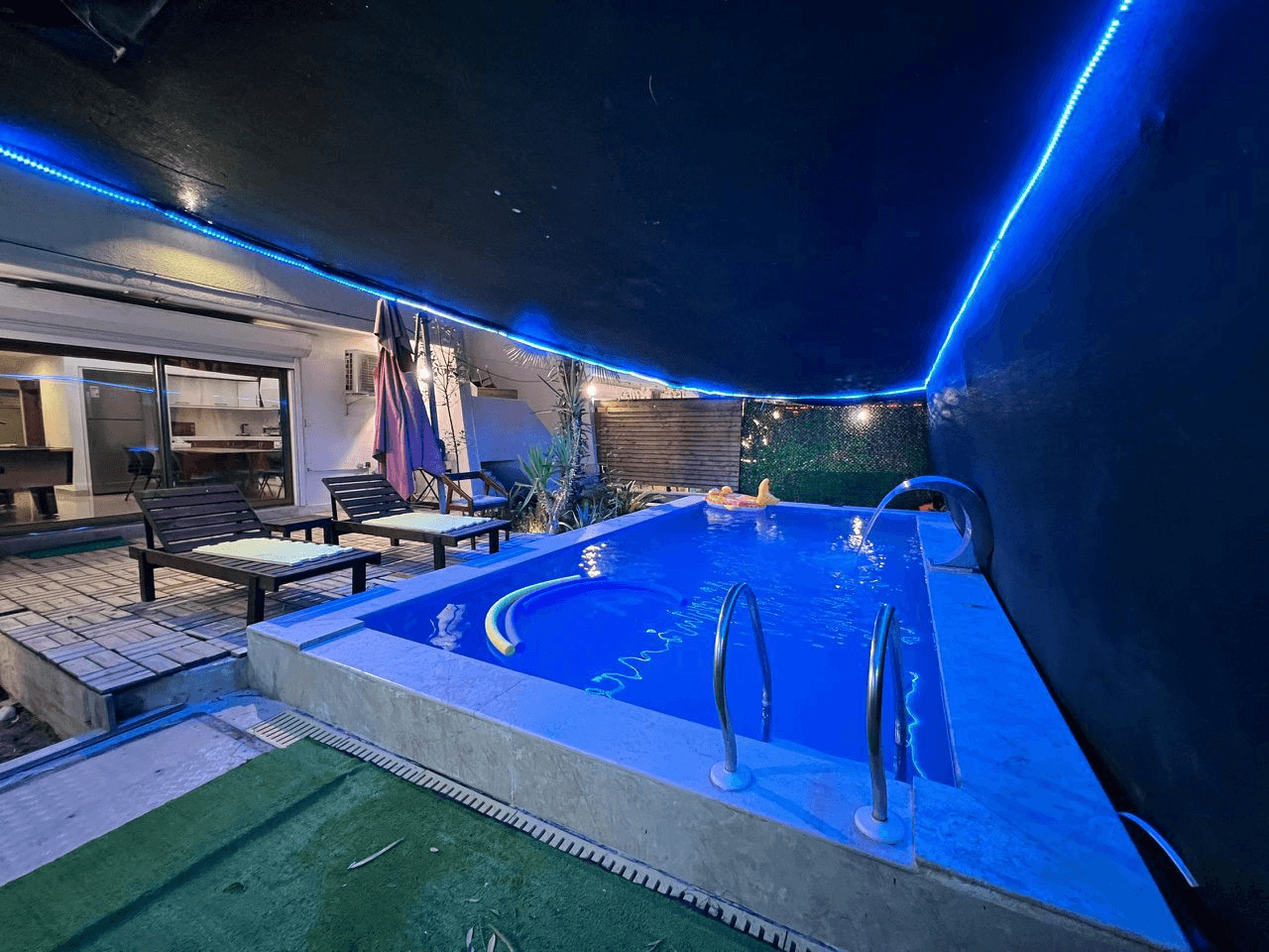 ویلا دوبلکس با استخر سرپوشیده آب گرم در کیش - سه خواب استخر سر پوشیده آب گرم 