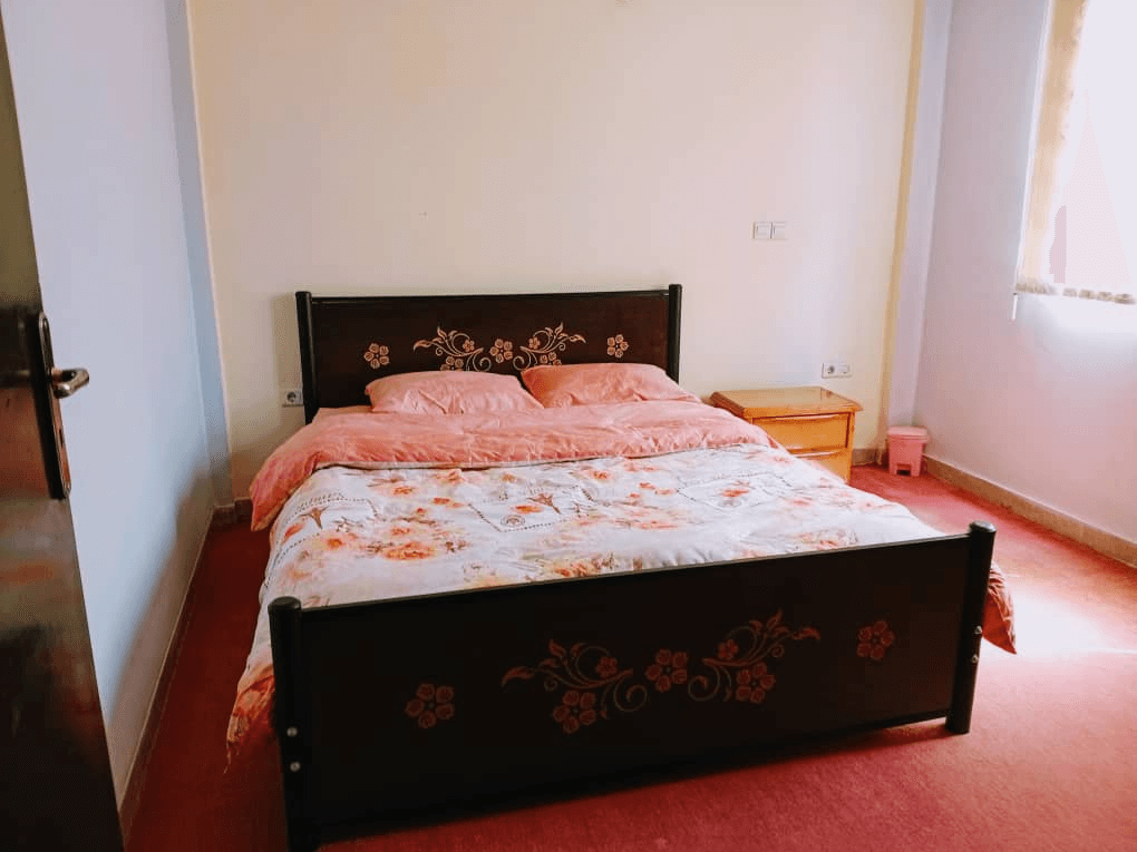 منزل مبله در بلوار دانش صدرا - دو خواب سالن