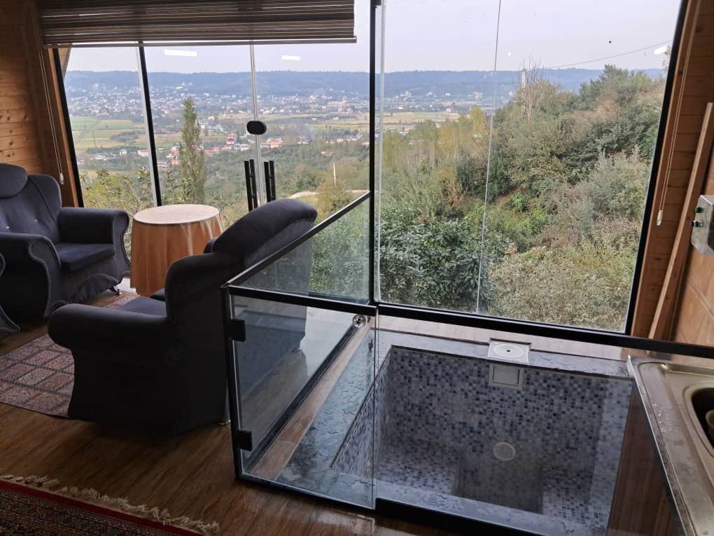 اجاره کلبه سوئیسی جکوزی دار در لفور - شیرگاه  نمای کلبه 