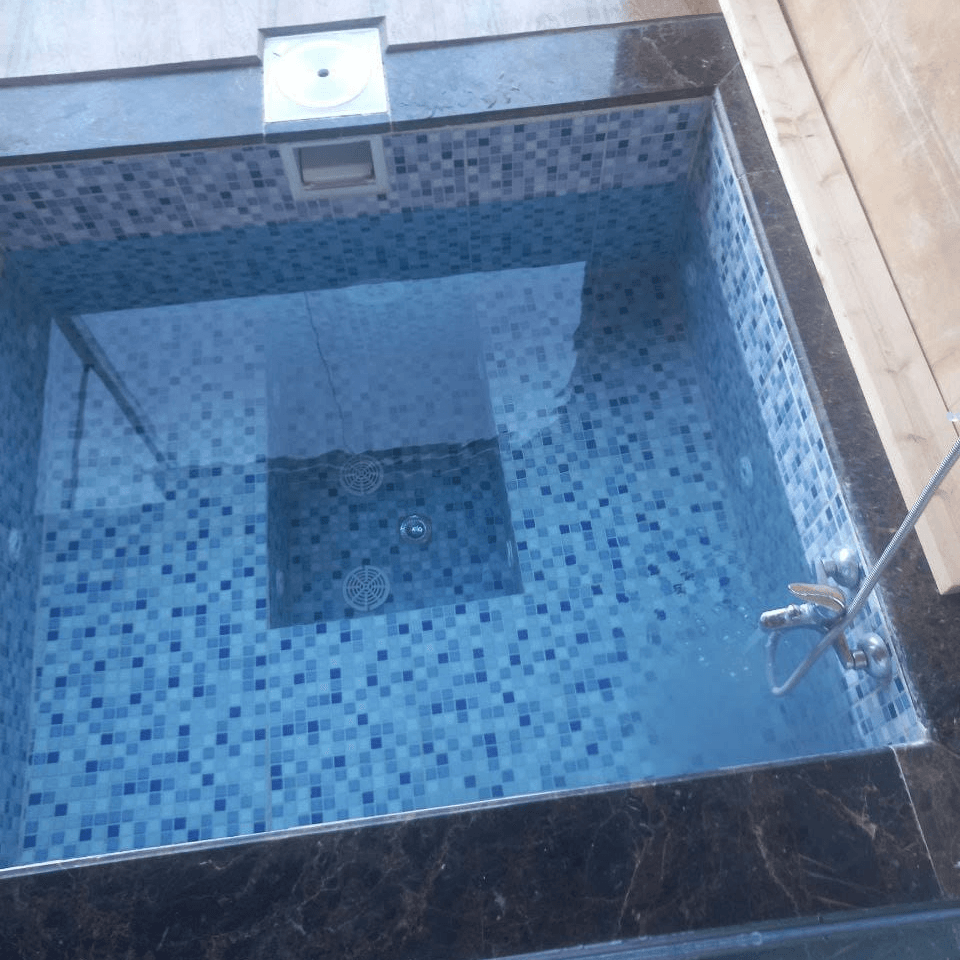 اجاره کلبه سوئیسی جکوزی دار در لفور - شیرگاه  نمای کلبه 