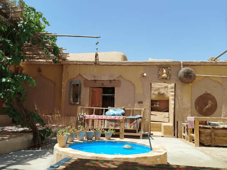 اجاره اقامتگاه سنتی در ابرکوه یزد - اتاق 1 حیاط
