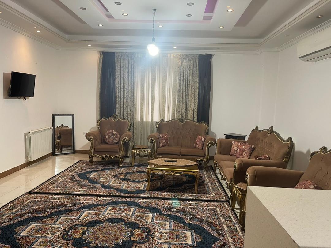 اجاره آپارتمان مبله دو خوابه در گلسار - طبقه اول