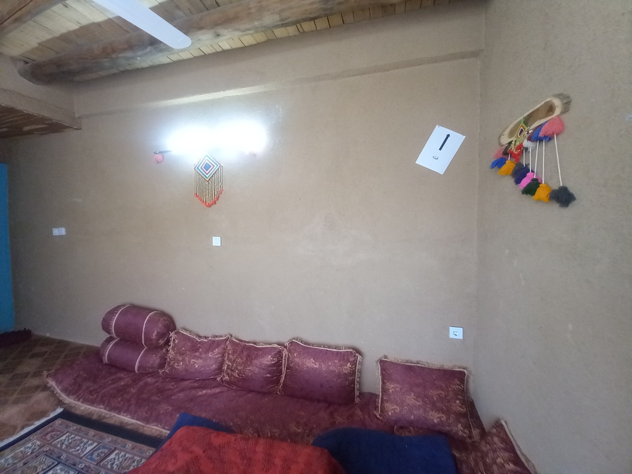 اجاره اتاق سنتی در روستای کنگ طرقبه - اتاق 1