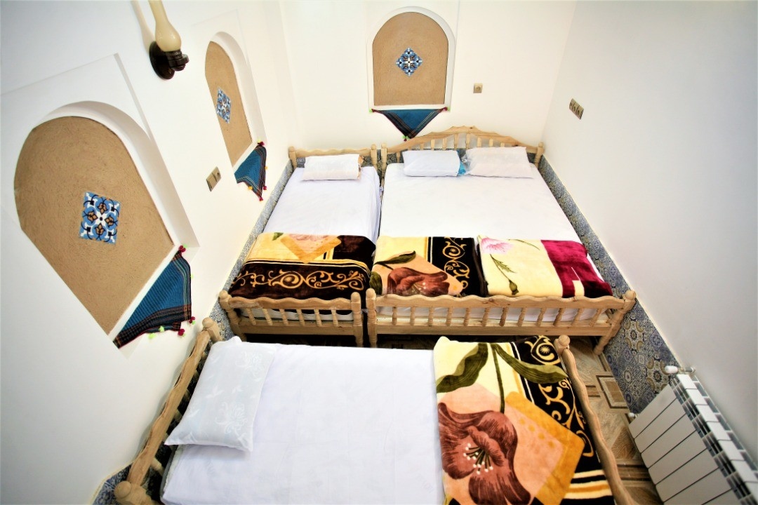 اجاره اقامتگاه سنتی چهارتخته ورزنه - اتاق10