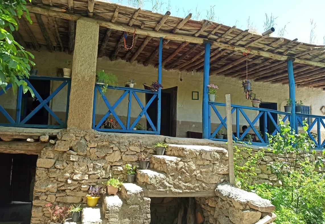 اجاره خانه سنتی در آزادشهر - اتاق 1