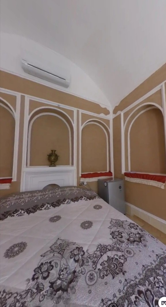 اجاره اتاق سنتی در خیابان امام یزد - اتاق 1