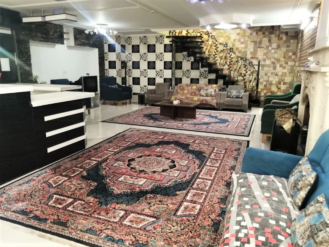 اجاره منزل مبله در باغ دلگشا شیراز - دو خوابه