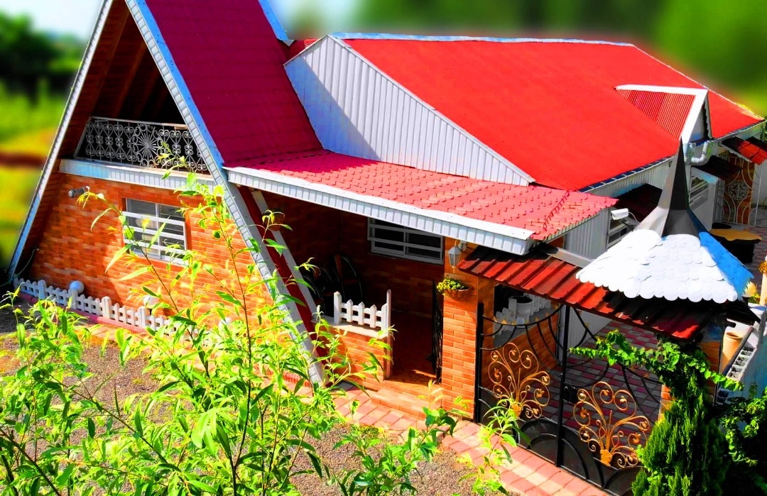 اجاره ویلا مزرعه در منطقه آزاد انزلی - ویلا سوئیسی با ویو شالیزار