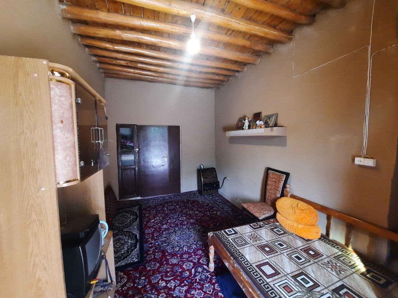 اجاره بومگردی در باقرباد _ اتاق عمه هاجی