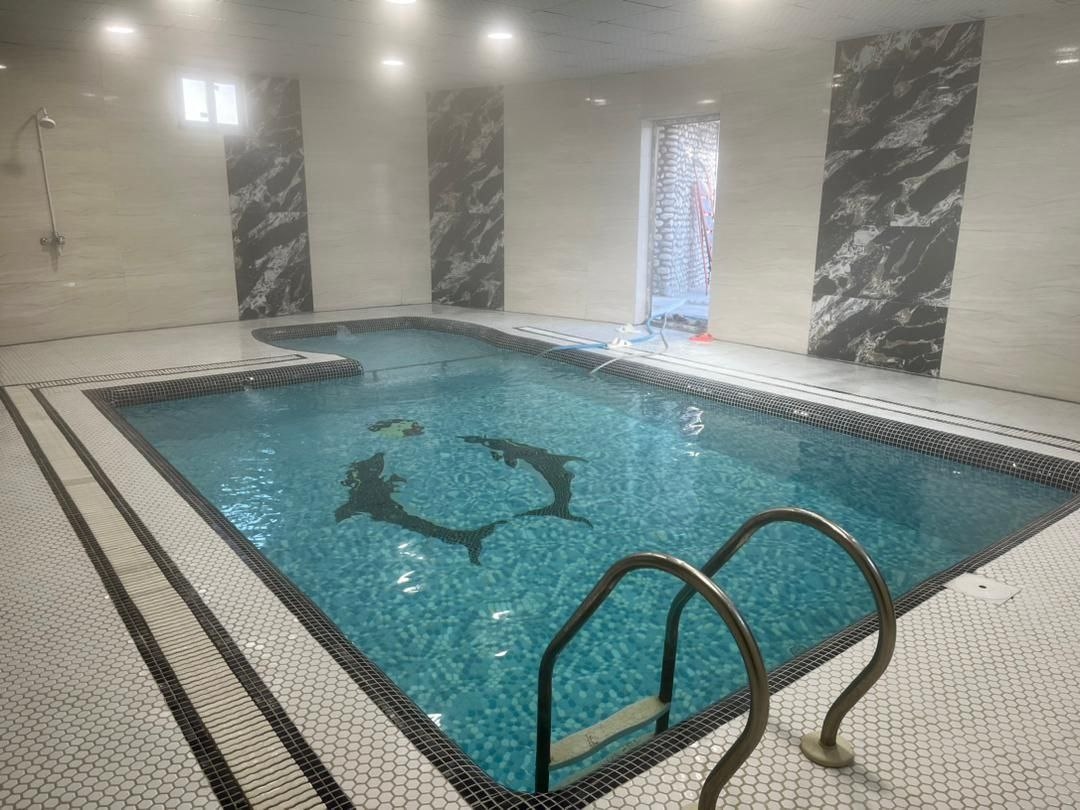 اجاره باغ ویلا با استخر آبگرم در باغبهادران-دوخوابه 90 متری