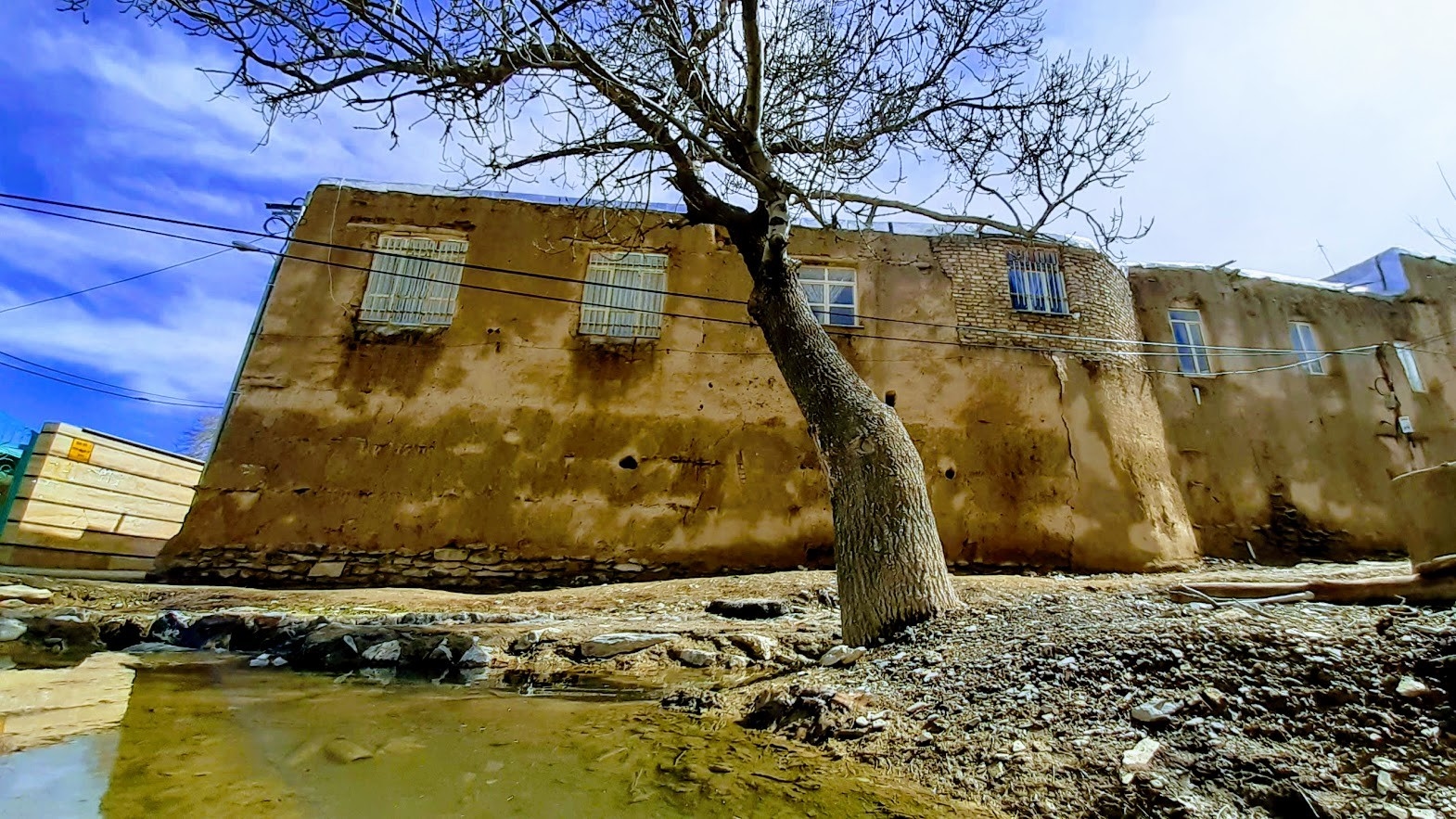 اجاره اتاق سنتی در هزاوه اراک