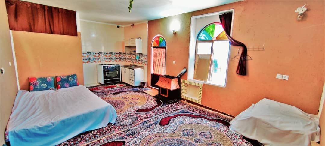 اجاره اقامتگاه کویری در روستای کاغذی کاشان -اتاق یک