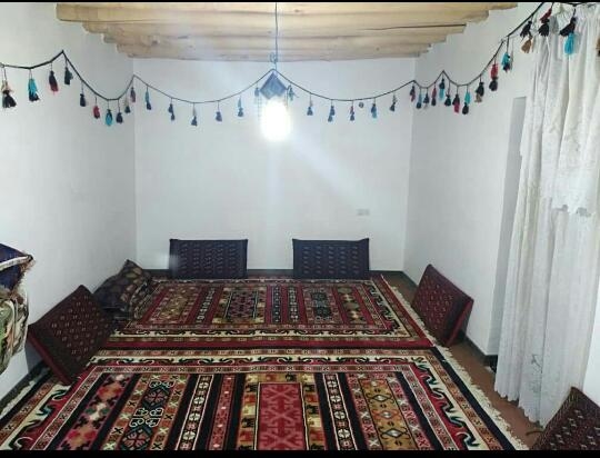 اجاره اقامتگاه بومگردی سنتی در رابر کرمان