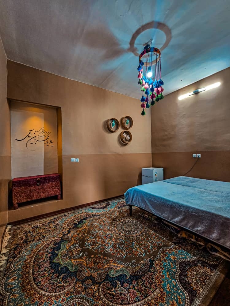 اجاره اتاق دو تخته در بادرود اصفهان - پاسبان