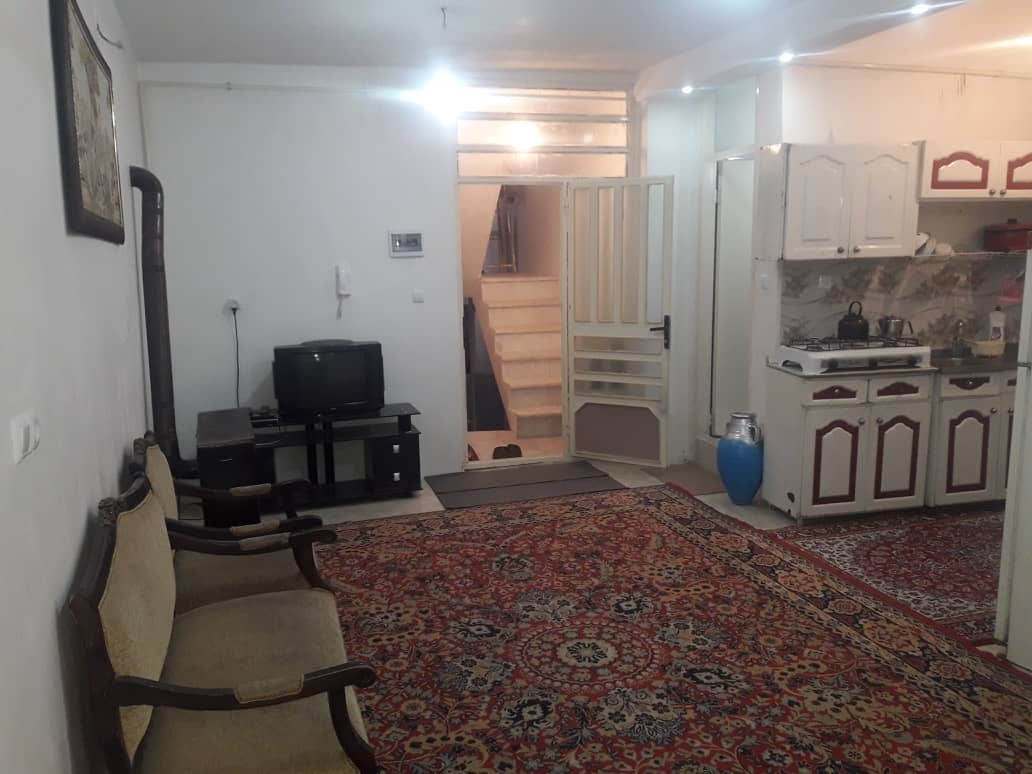 اجاره منزل مبله در کشاورز اراک