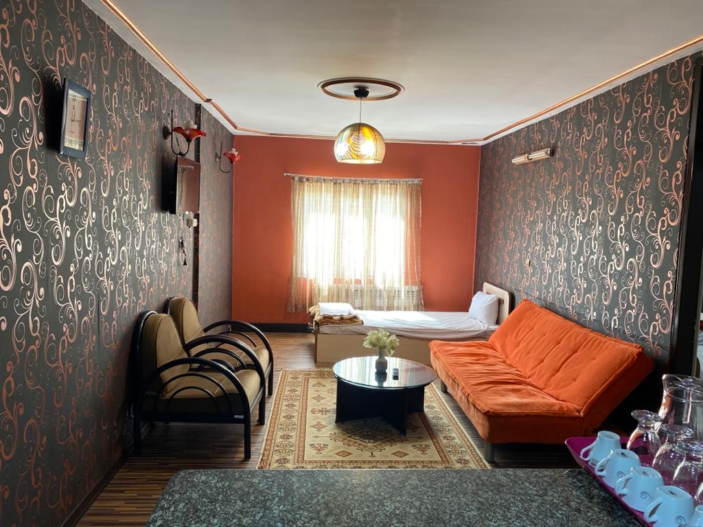 اجاره هتل6 تخته در سعیدیه همدان - تکخواب