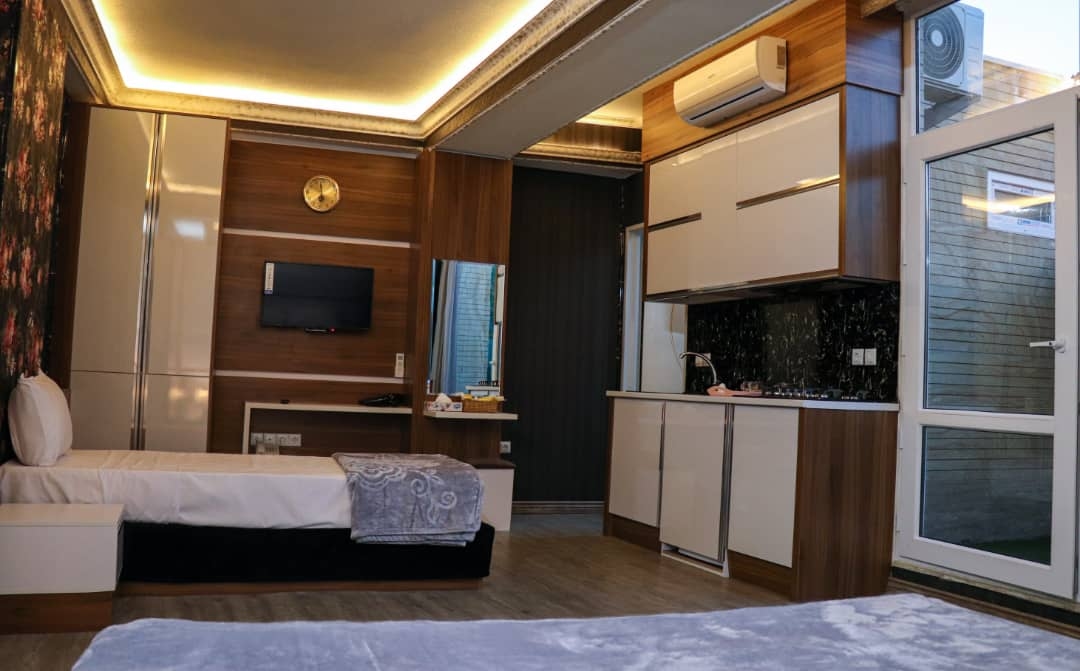 اجاره هتل سوئیت vip در بهادری تبریز - رویال