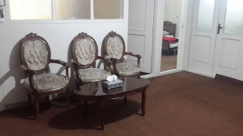 اجاره سوئیت مبله دوخوابه در بریانک شرقی تهران -طبقه ی اول