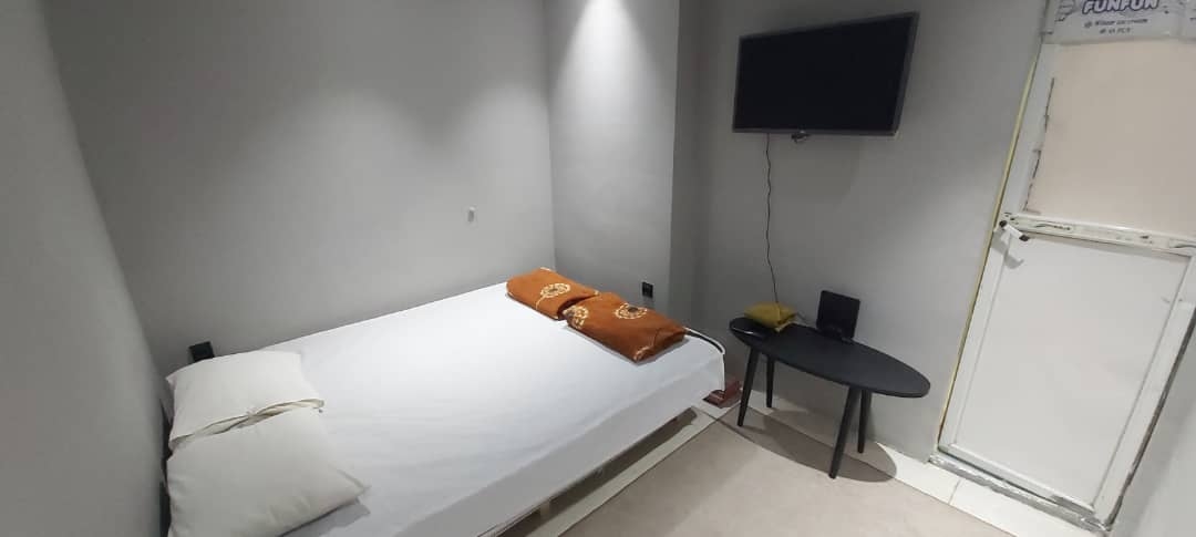 اجاره اتاق دو تخته در استانداری اصفهان - 3