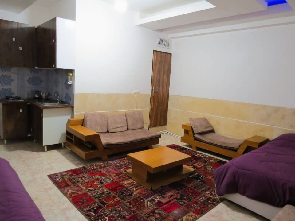 اجاره سوئیت آپارتمان در شهیدان ماهانی کرمان