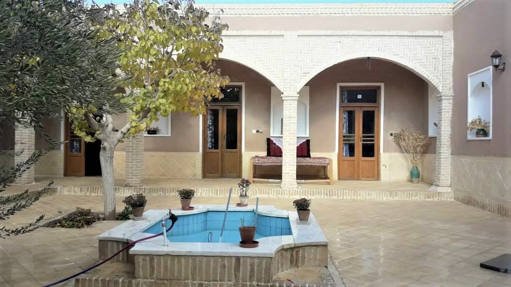 اجاره اتاق سنتی بومگردی در بهشتی ورزنه - اتاق 3 - 12 متری