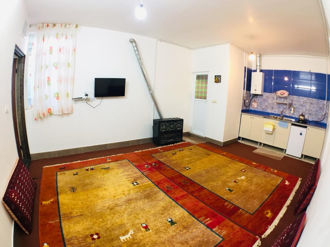 اجاره اقامتگاه بومگردی در قلعه نوخرقان شاهرود-سوئیت مستر