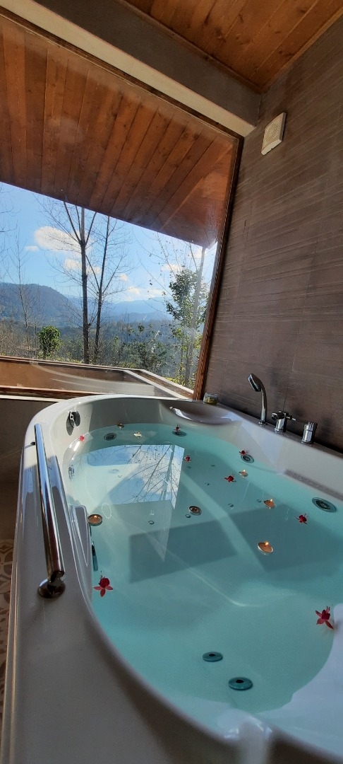 اجاره اقامتگاه بومگردی در روستای کلاچ پا تنکابن - ماهتیساvip