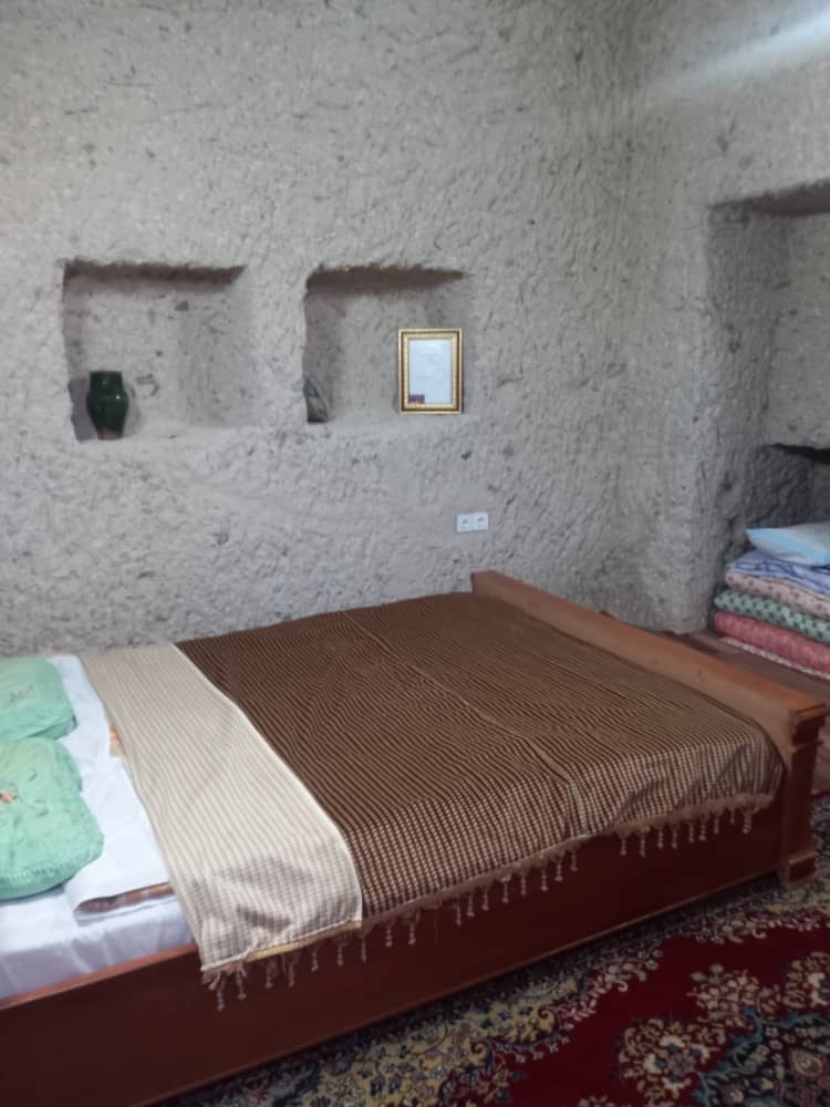 اقامتگاه صخره ای در کندوان - شماره 4