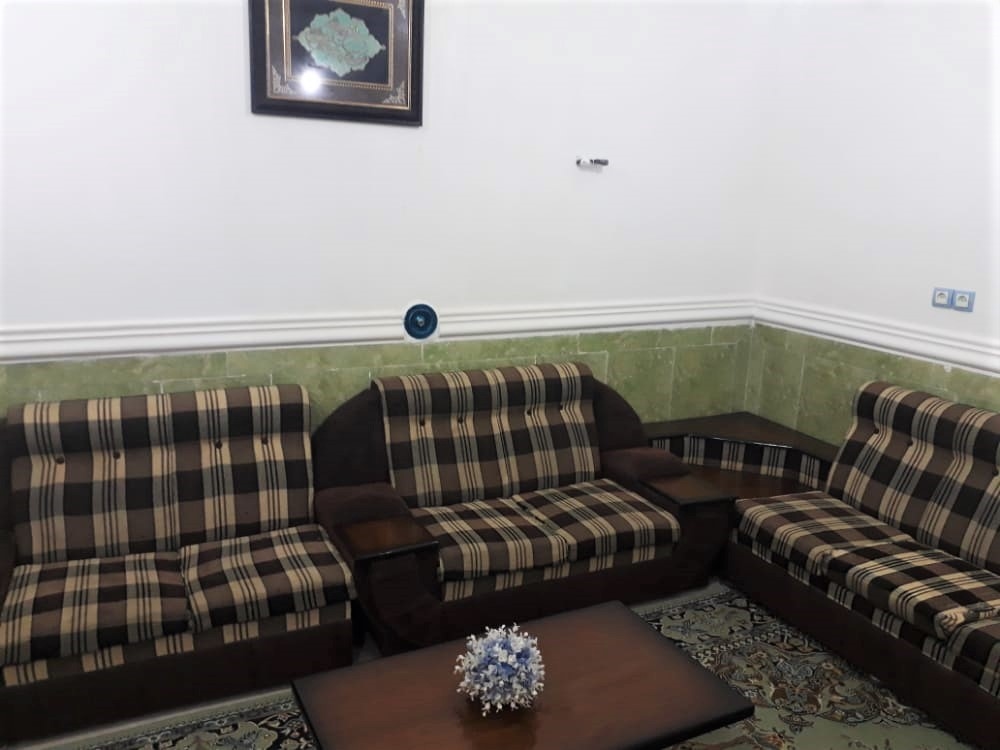 اجاره منزل ویلایی در عاشوری کنگان -  یک خوابه طبقه ی اول