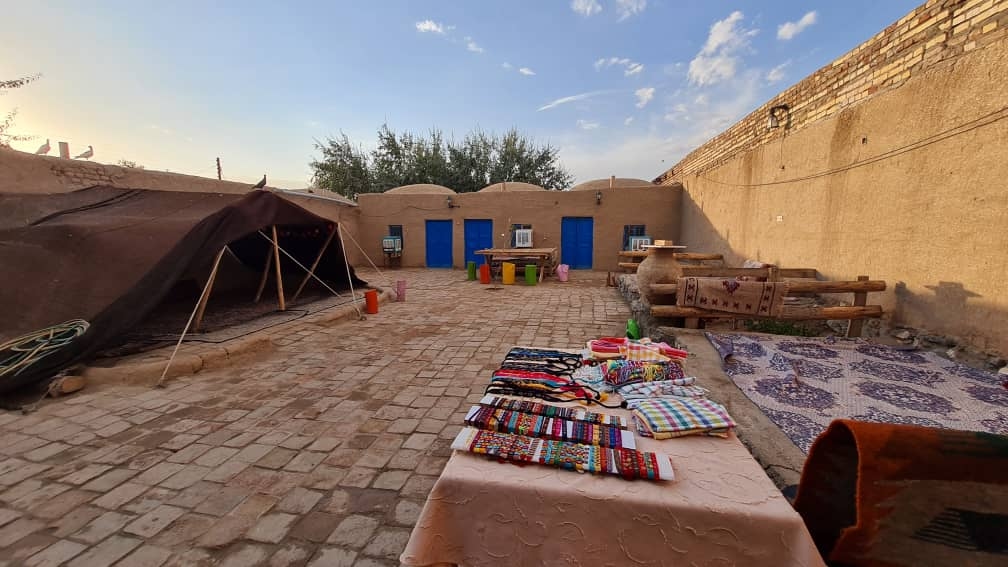 اجاره خانه سنتی در رضا آباد بیارجمند - 18متری