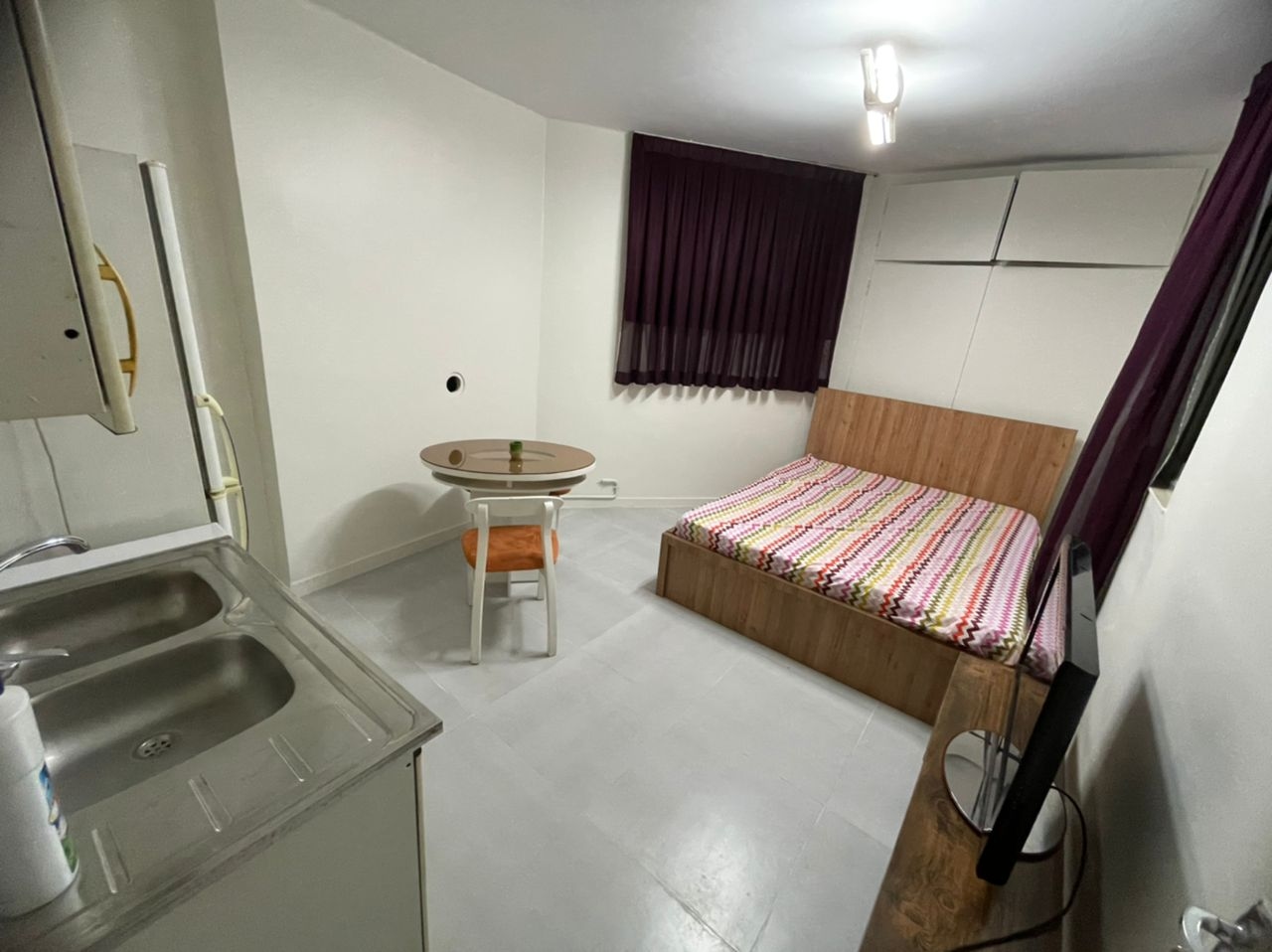 اجاره سوئیت بدون خواب مبله در بنی هاشم - شمال تهران طبقه ی دوم